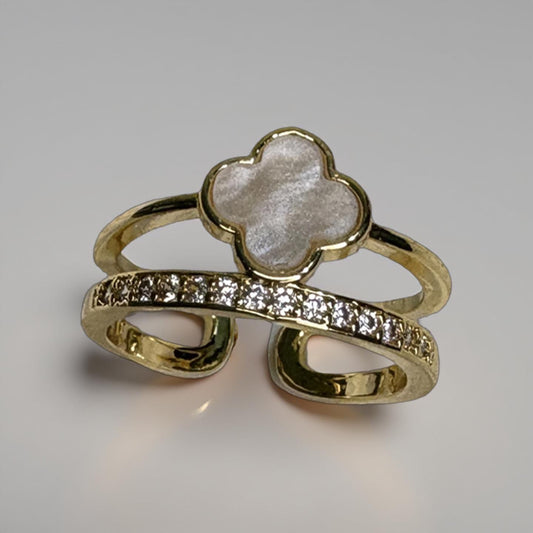clovet layer ring